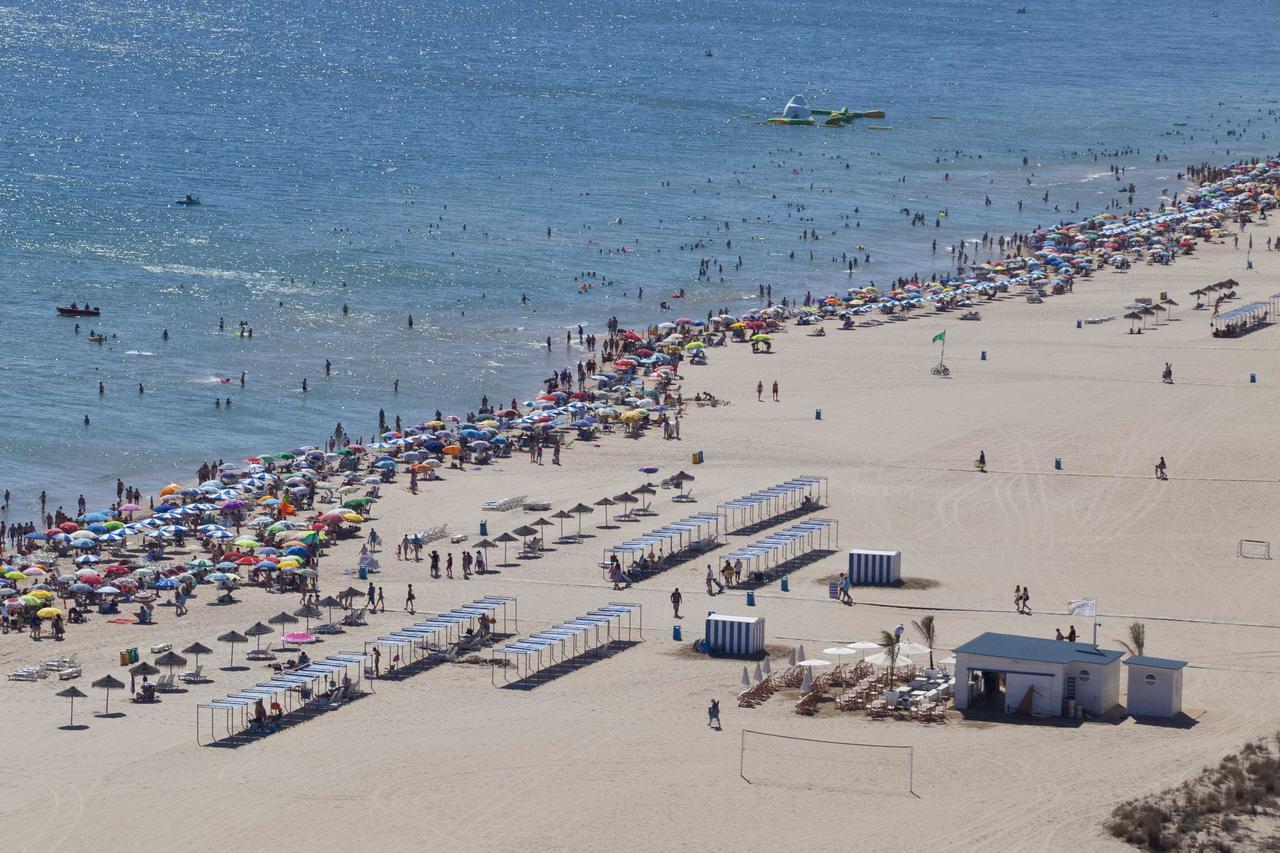 Roma 7 - Alquiler Solo Familias Appartement Playa de Gandia Buitenkant foto